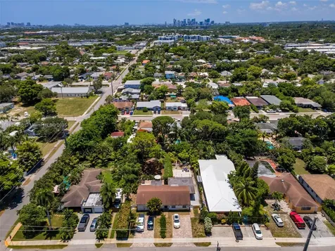 754 NE 36th Street Oakland Park FL 33334