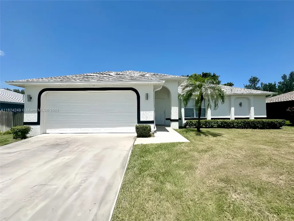 1716 NE 6th Place Cape Coral FL 33909