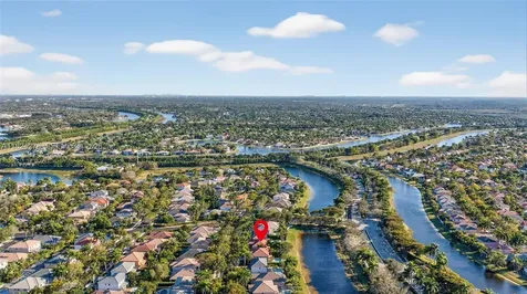 1325 Chenille Circle Weston FL 33327