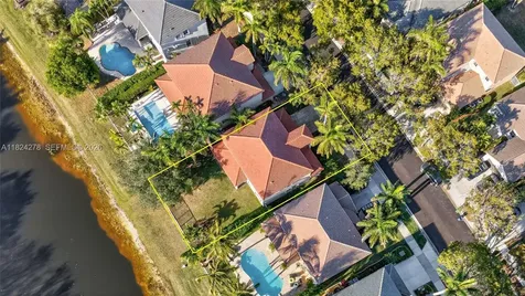 1325 Chenille Circle Weston FL 33327