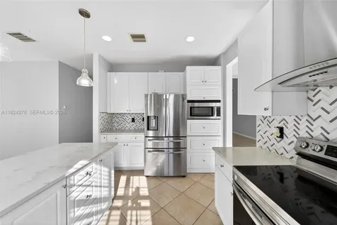 1325 Chenille Circle Weston FL 33327