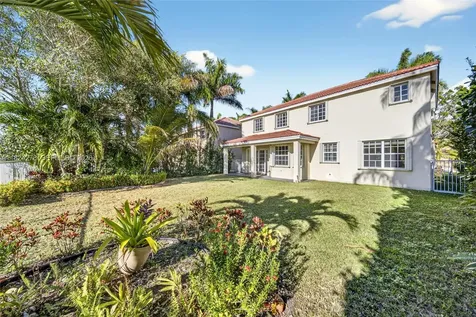 1325 Chenille Circle Weston FL 33327