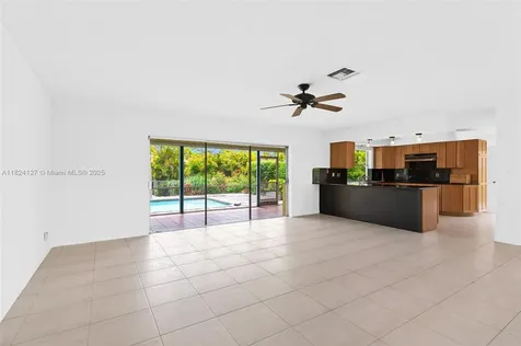 1795 NW 88th Way Coral Springs FL 33071