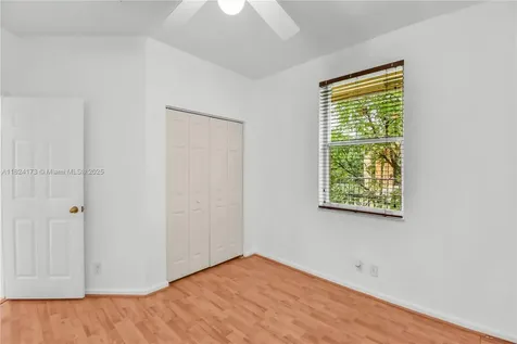 2694 Oakbrook Drive Weston FL 33332