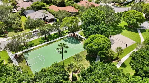 2694 Oakbrook Drive Weston FL 33332