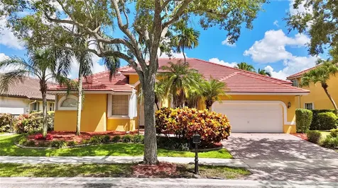 2694 Oakbrook Drive Weston FL 33332