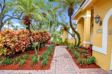 2694 Oakbrook Drive Weston FL 33332