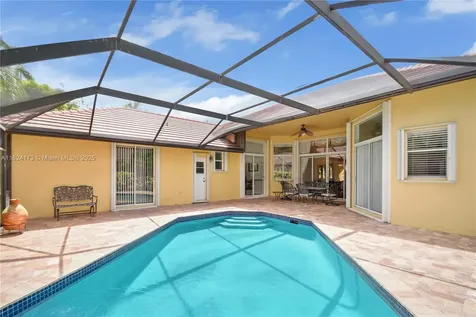 2694 Oakbrook Drive Weston FL 33332