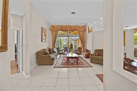 2694 Oakbrook Drive Weston FL 33332