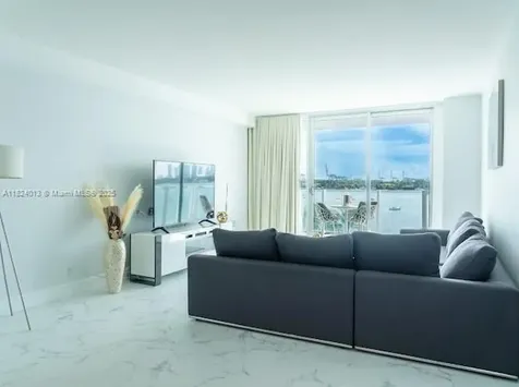 1100 West Avenue Miami Beach FL 33139