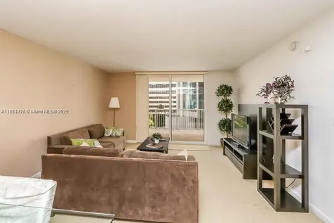 1200 Brickell Bay Drive Miami FL 33131