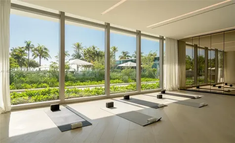 10203 Collins Avenue Bal Harbour FL 33154