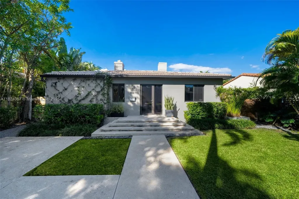 861 NE 74th Street Miami FL 33138
