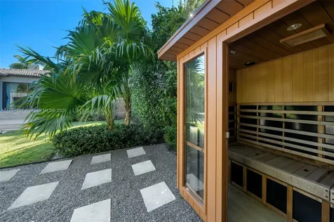 861 NE 74th Street Miami FL 33138