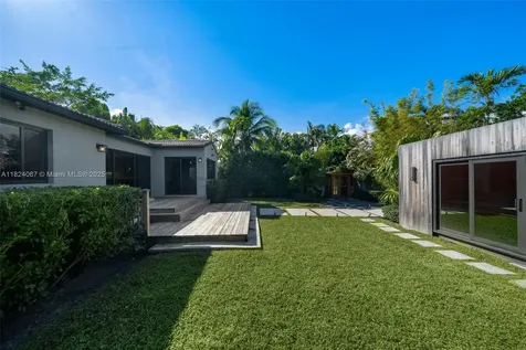 861 NE 74th Street Miami FL 33138