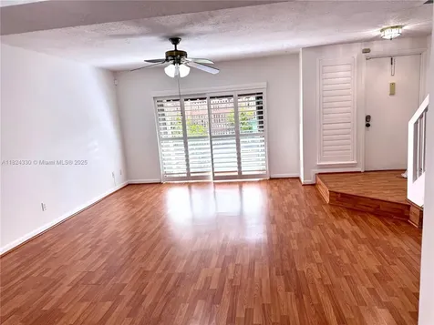 1143 NW 122nd Terrace Pembroke Pines FL 33026