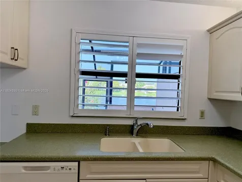 1143 NW 122nd Terrace Pembroke Pines FL 33026