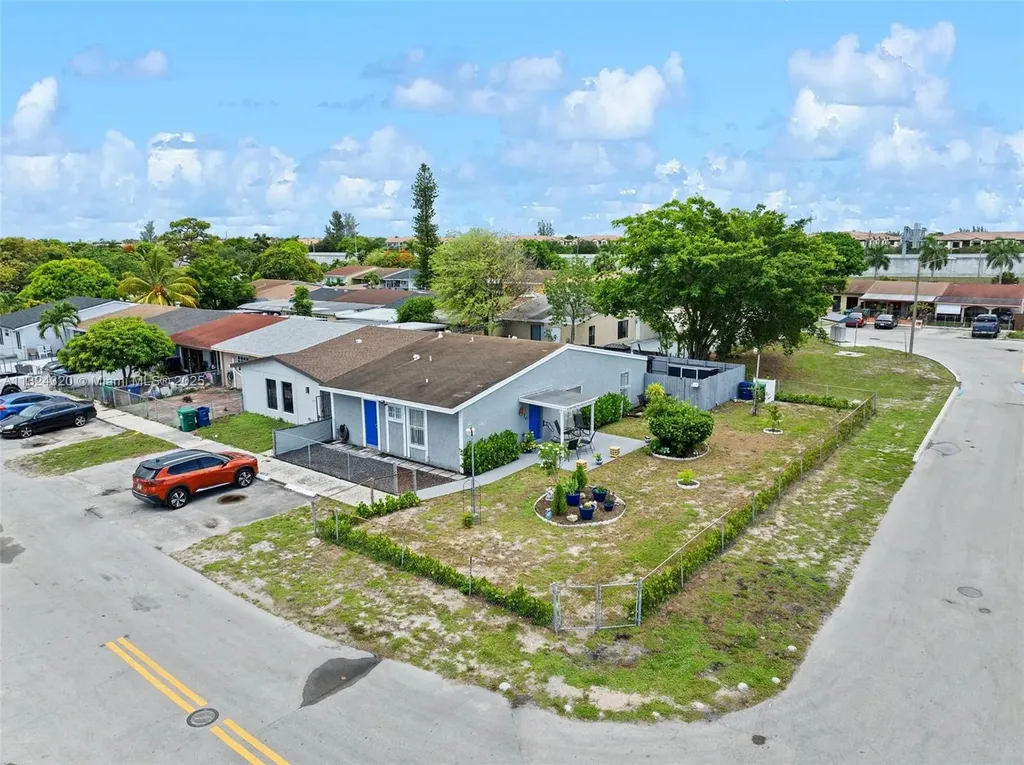 21359 NW 39th Avenue Miami Gardens FL 33055