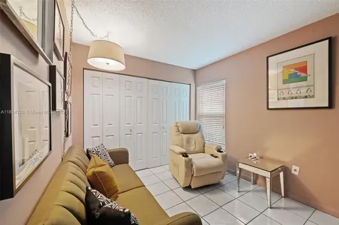 21359 NW 39th Avenue Miami Gardens FL 33055