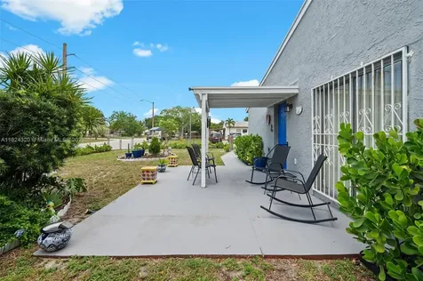21359 NW 39th Avenue Miami Gardens FL 33055