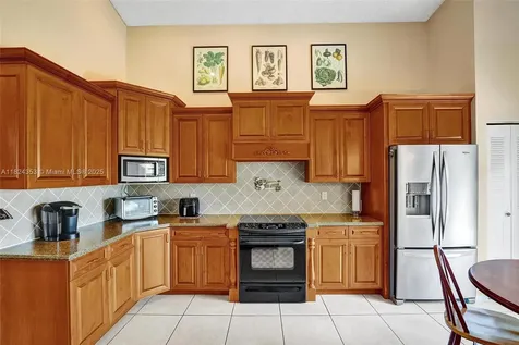 3128 Peachtree Circle Davie FL 33328