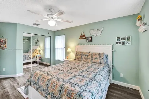 3128 Peachtree Circle Davie FL 33328
