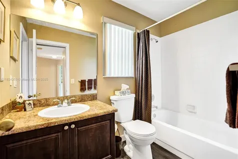 3128 Peachtree Circle Davie FL 33328