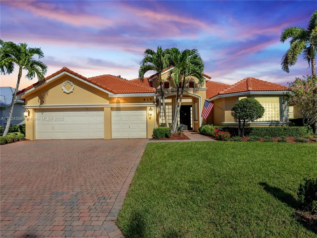819 SW Bromelia Terrace Stuart FL 34997