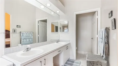 1720 SW 137th Way Miramar FL 33027