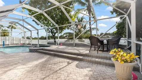 1720 SW 137th Way Miramar FL 33027