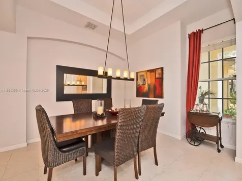 1995 Harbor View Circle Weston FL 33327
