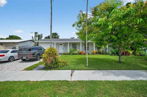 10463 SW 124th Place Miami FL 33186