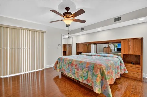 10463 SW 124th Place Miami FL 33186