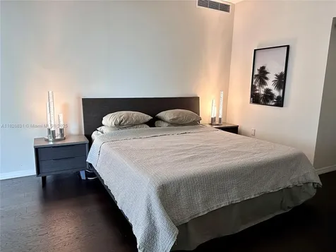 1800 N Bayshore Drive Miami FL 33132