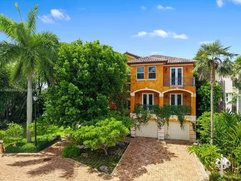 5843 Paradise Point Drive Palmetto Bay FL 33157
