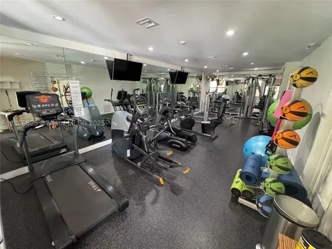 5843 Paradise Point Drive Palmetto Bay FL 33157
