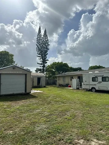506 York Road Lehigh Acres FL 33936