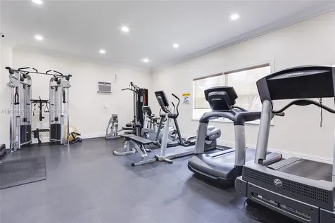 912 NE 27th Avenue Hallandale Beach FL 33009
