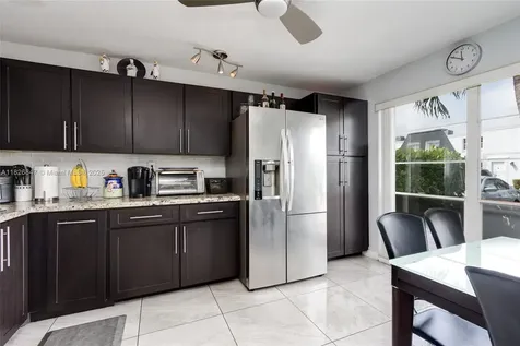 912 NE 27th Avenue Hallandale Beach FL 33009