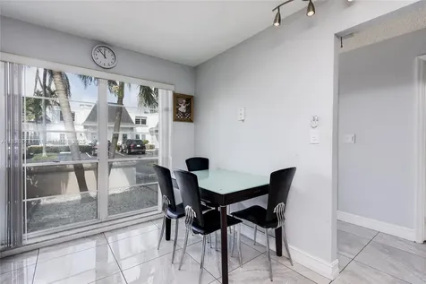 912 NE 27th Avenue Hallandale Beach FL 33009