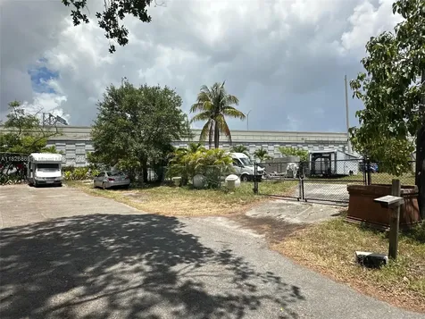 727 NW 43rd Court Oakland Park FL 33309
