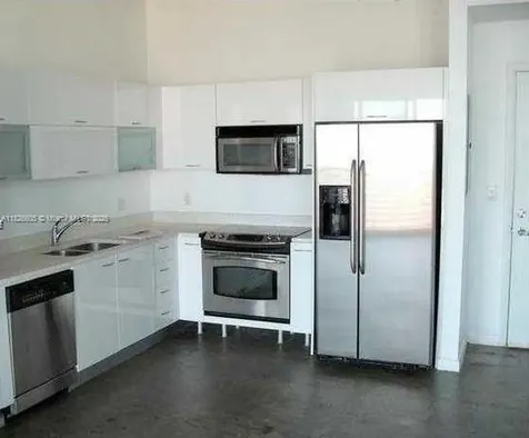 133 NE 2nd Avenue Miami FL 33132