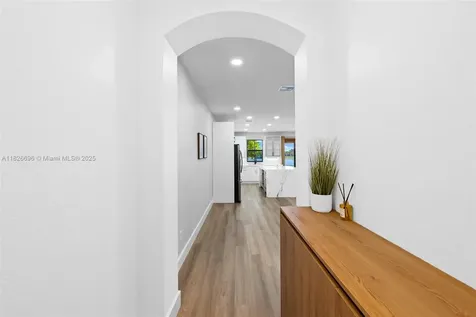8446 Lake Majesty Lane Parkland FL 33076