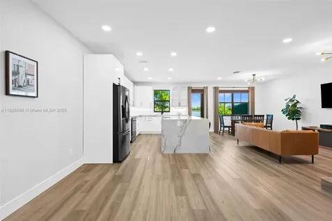 8446 Lake Majesty Lane Parkland FL 33076