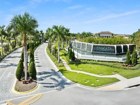 8446 Lake Majesty Lane Parkland FL 33076
