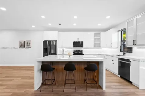 8446 Lake Majesty Lane Parkland FL 33076