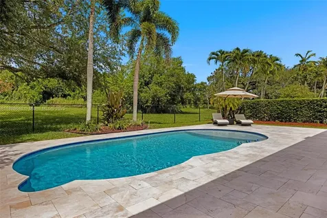 3140 Hidden Hollow Lane Davie FL 33328