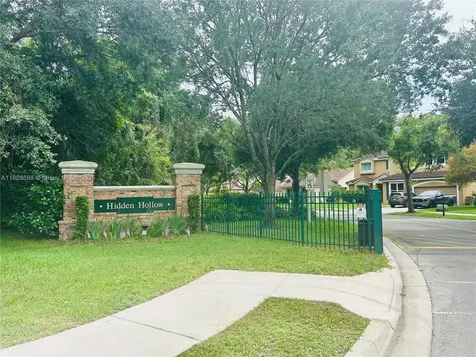 3140 Hidden Hollow Lane Davie FL 33328