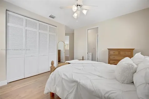 3140 Hidden Hollow Lane Davie FL 33328