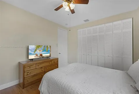 3140 Hidden Hollow Lane Davie FL 33328